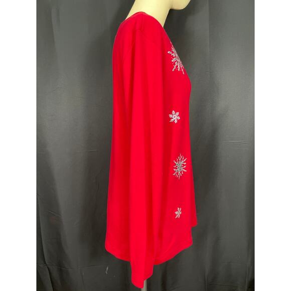 Holiday Long Tee and Beaded Scarf Red Falling Silver Snowflakes Karen Scott - Picture 4 of 8